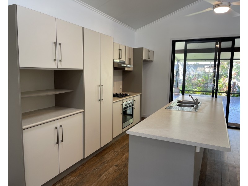 5 Heliconia Ct, South Mission Beach QLD 4852