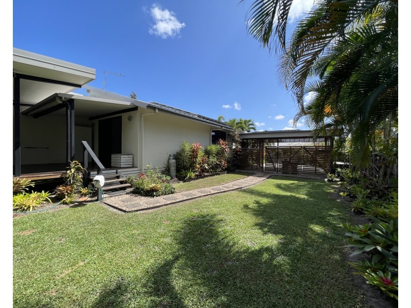 5 Heliconia Ct, South Mission Beach QLD 4852