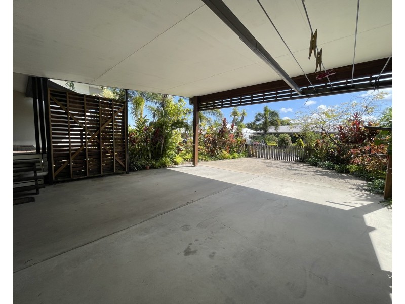 5 Heliconia Ct, South Mission Beach QLD 4852