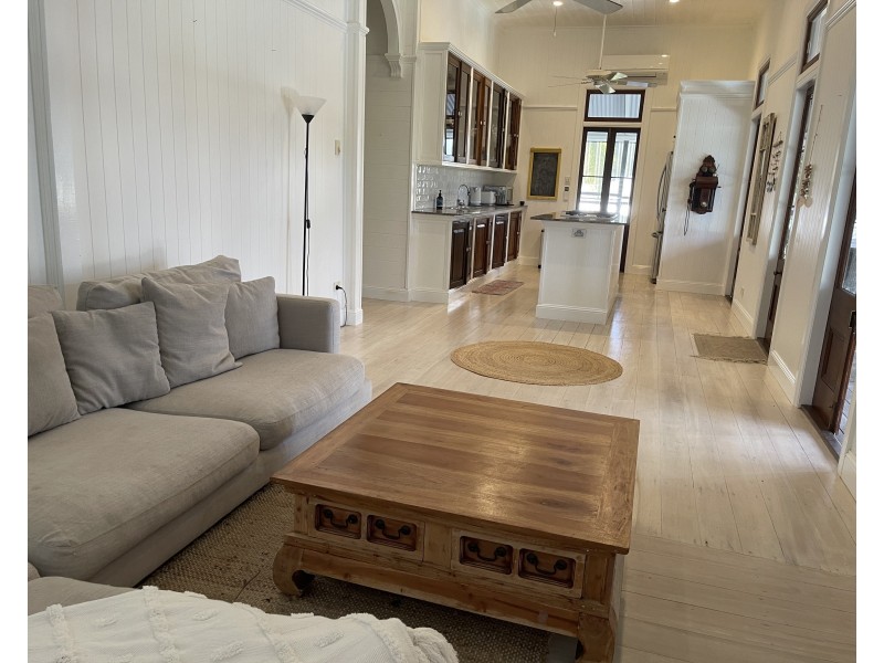 49 Holland St, Wongaling Beach QLD 4852