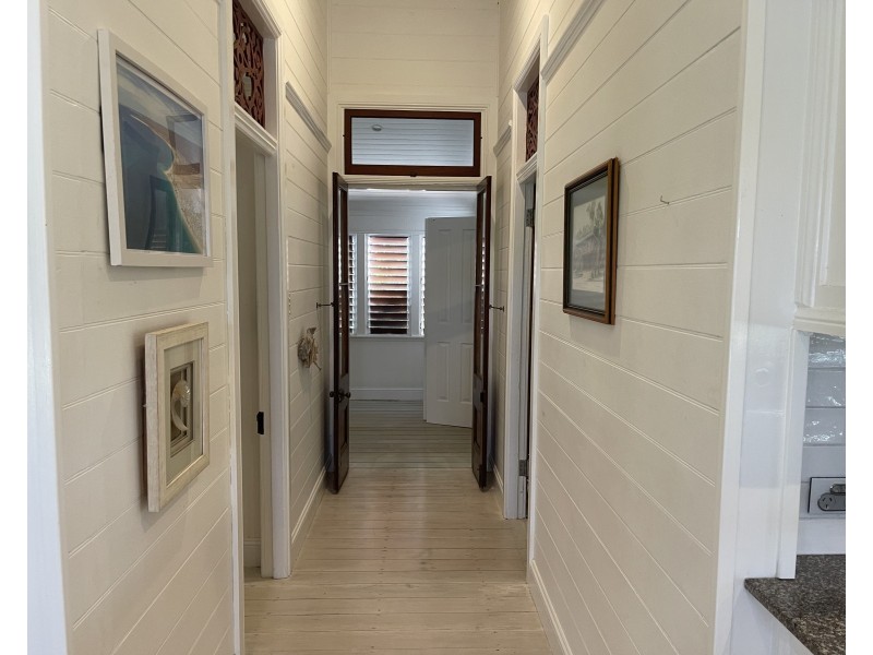 49 Holland St, Wongaling Beach QLD 4852