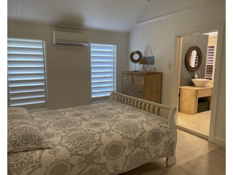 49 Holland St, Wongaling Beach QLD 4852