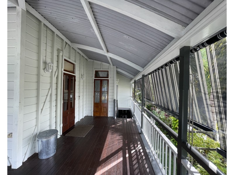49 Holland St, Wongaling Beach QLD 4852
