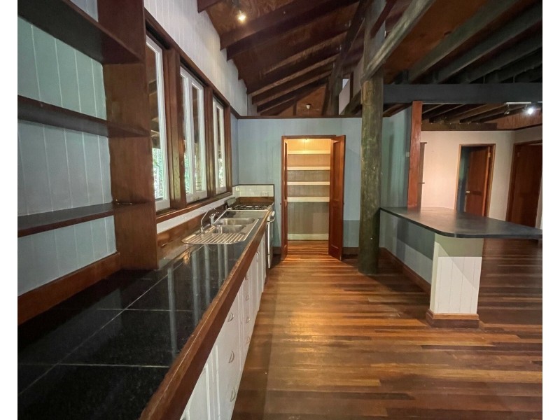 21 Bicton Cl, Bingil Bay QLD 4852