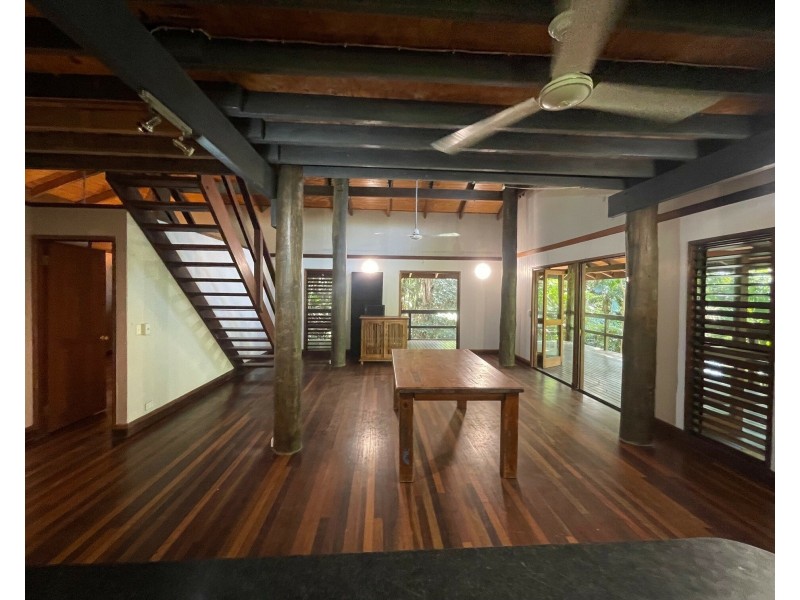 21 Bicton Cl, Bingil Bay QLD 4852