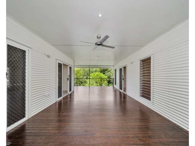 12 The Boulevard, South Mission Beach QLD 4852