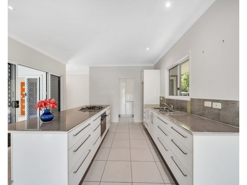 12 The Boulevard, South Mission Beach QLD 4852