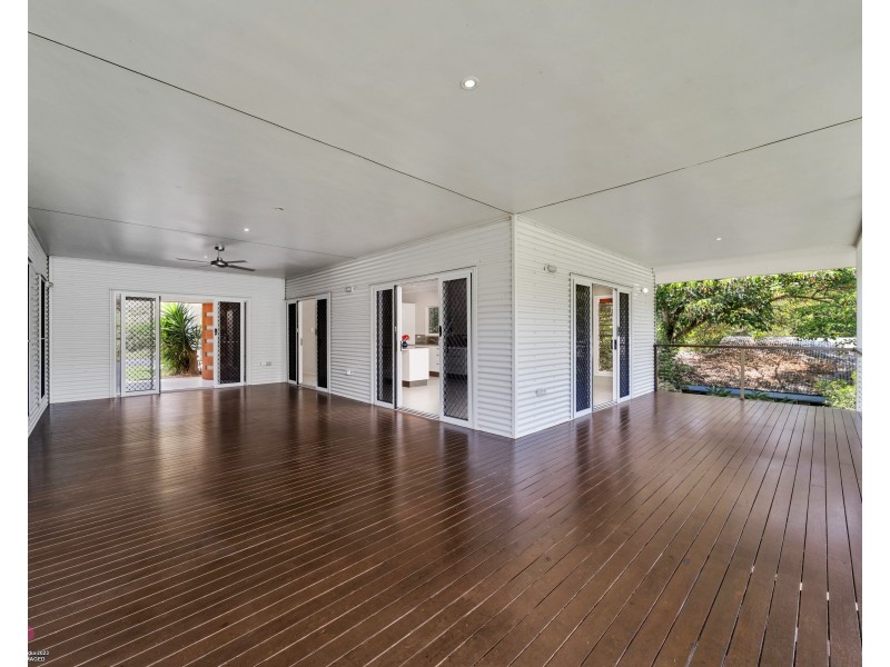 12 The Boulevard, South Mission Beach QLD 4852