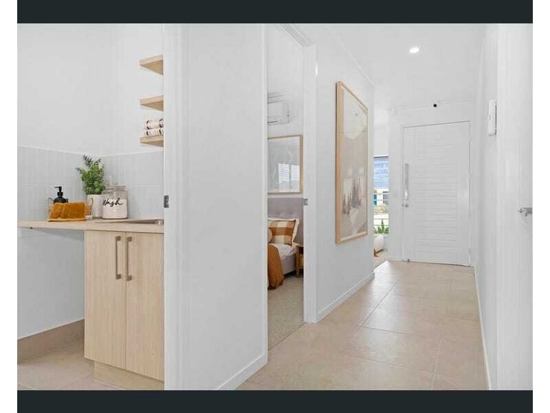 5 Reef Close, Mission Beach QLD 4852