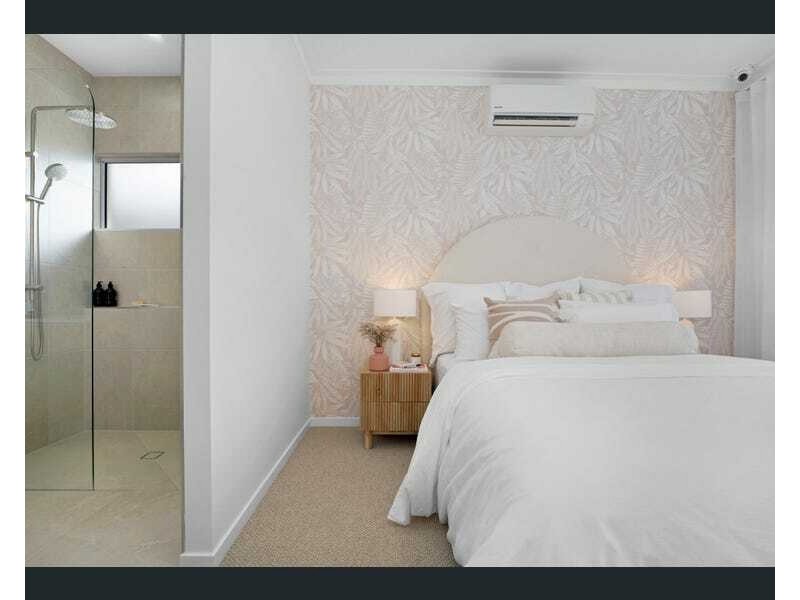 5 Reef Close, Mission Beach QLD 4852