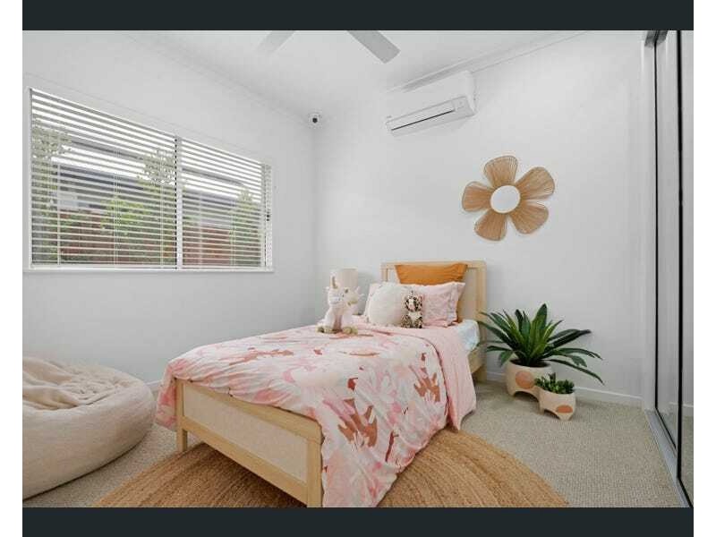 5 Reef Close, Mission Beach QLD 4852