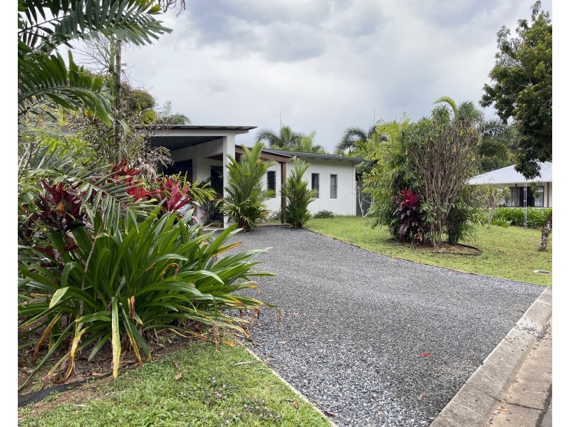 2 Sandpiper Close, Mission Beach QLD 4852