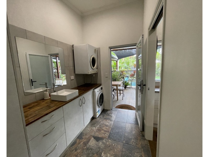 2 Sandpiper Close, Mission Beach QLD 4852