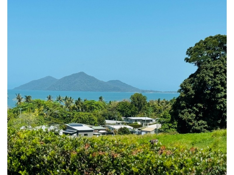 5 Rise Cres, Mission Beach QLD 4852