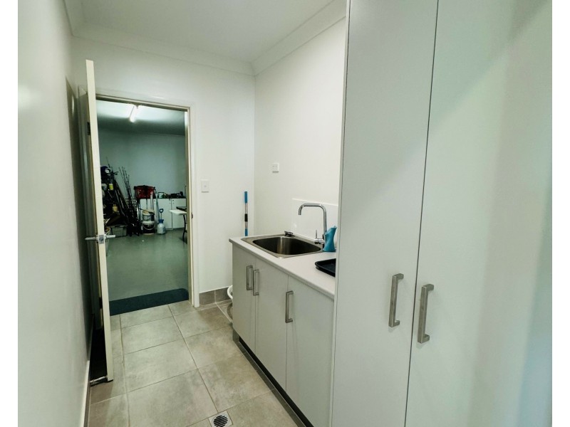 5 Rise Cres, Mission Beach QLD 4852