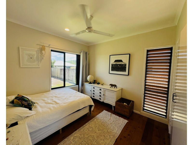 29 Buccaneer St, South Mission Beach QLD 4852