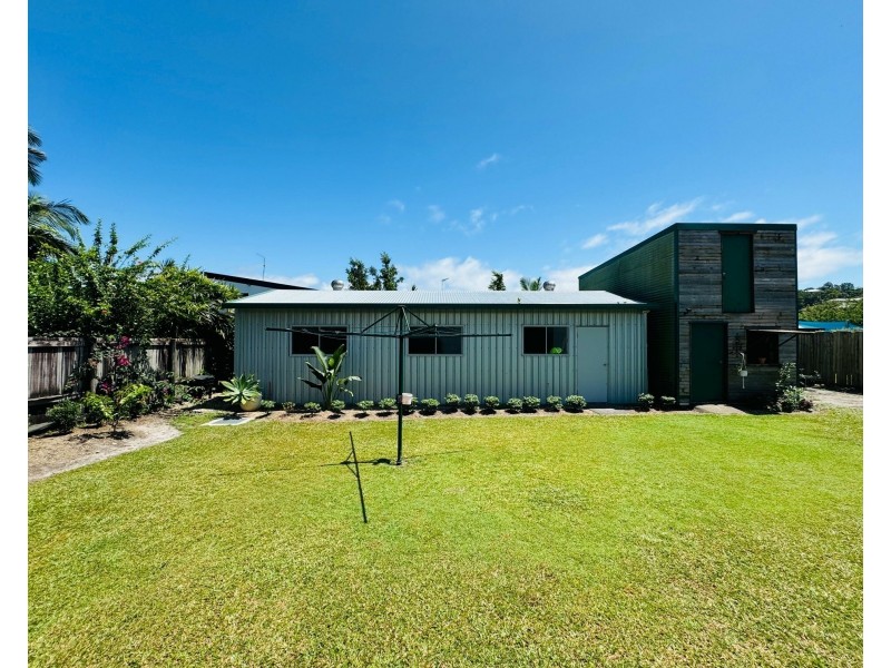 29 Buccaneer St, South Mission Beach QLD 4852