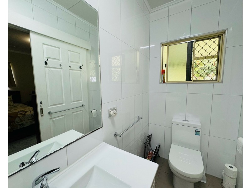 26 Dinan Cl, Bulgun QLD 4854