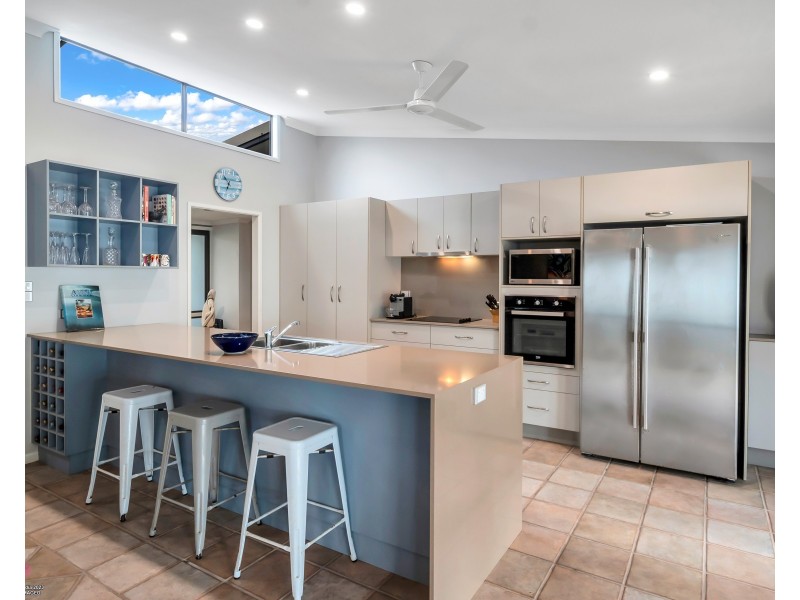 80 Reid Rd, Wongaling Beach QLD 4852