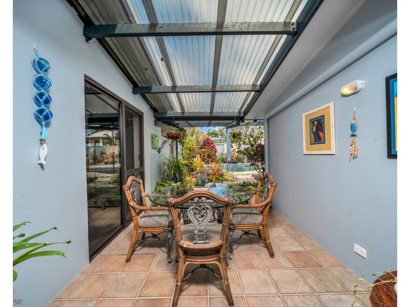 80 Reid Rd, Wongaling Beach QLD 4852