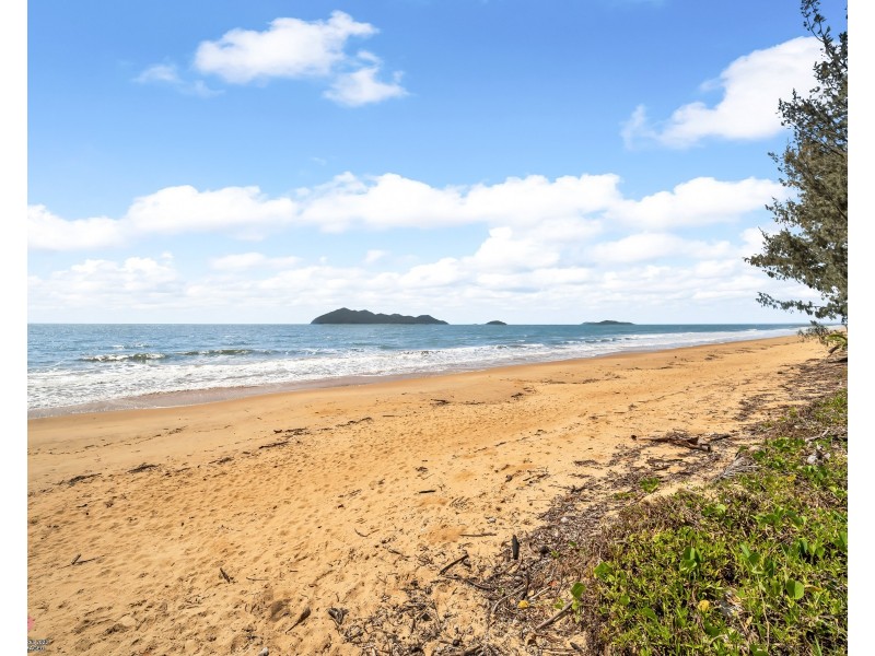 80 Reid Rd, Wongaling Beach QLD 4852