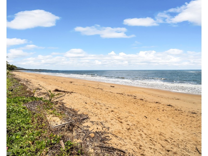 80 Reid Rd, Wongaling Beach QLD 4852