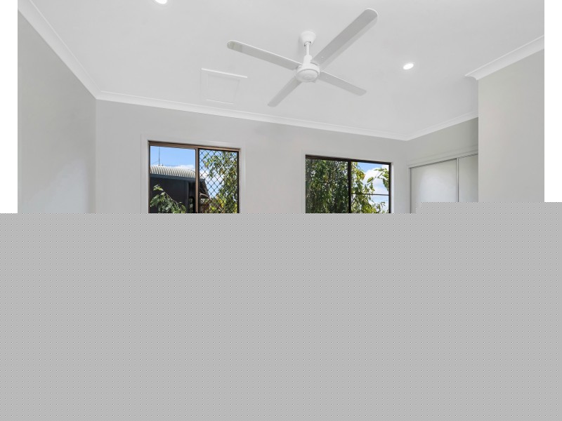 51 Mission Dr, South Mission Beach QLD 4852