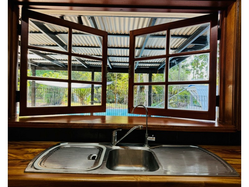 9 Mor Gan O St, Bingil Bay QLD 4852