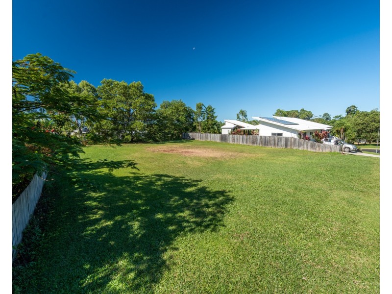 69 Rockingham Cl, Wongaling Beach QLD 4852