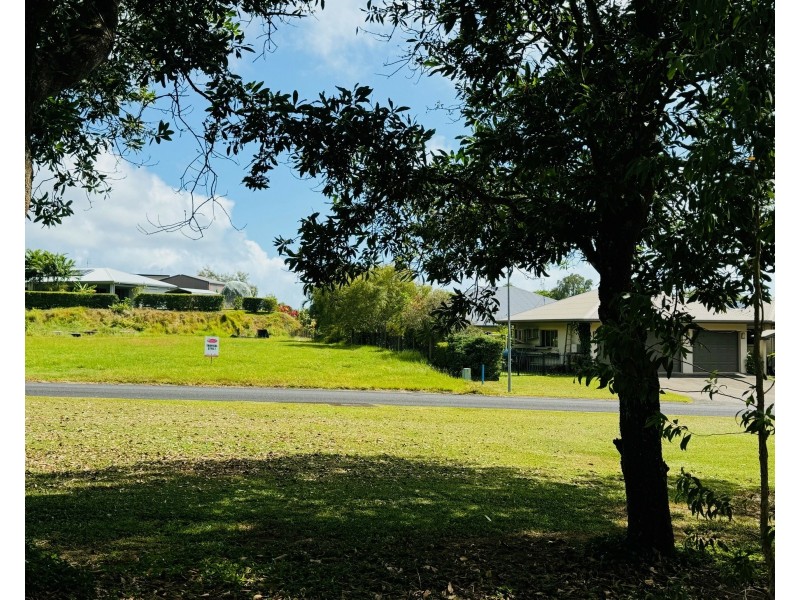 18 Oceanview Dr, Wongaling Beach QLD 4852