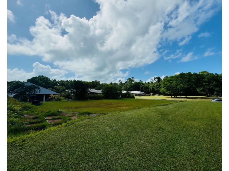 18 Oceanview Dr, Wongaling Beach QLD 4852