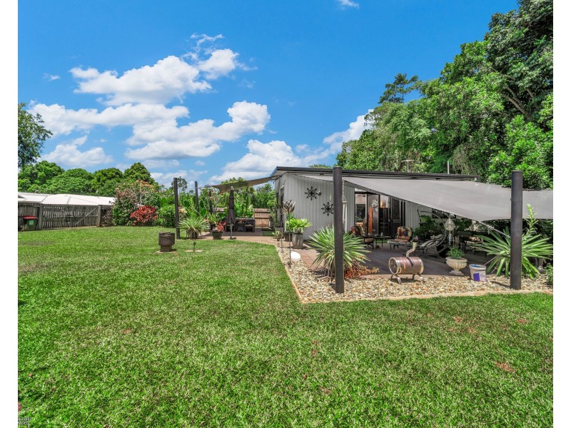 14 Reef Cl, Mission Beach QLD 4852