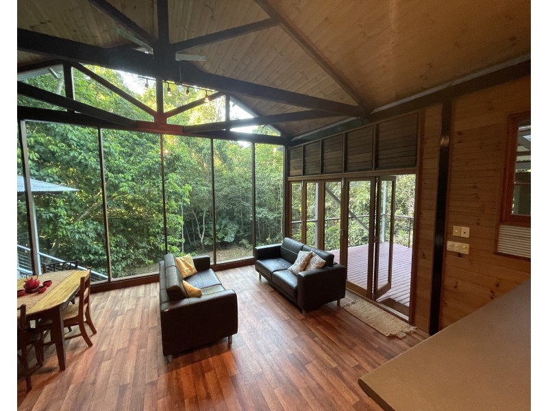 13 Bicton Cl, Bingil Bay QLD 4852