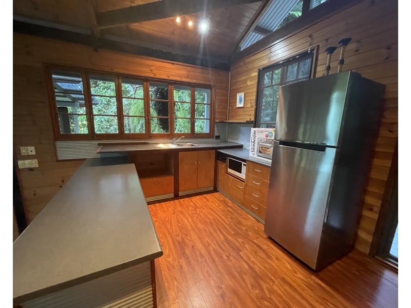 13 Bicton Cl, Bingil Bay QLD 4852