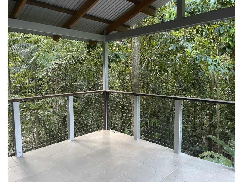 13 Bicton Cl, Bingil Bay QLD 4852
