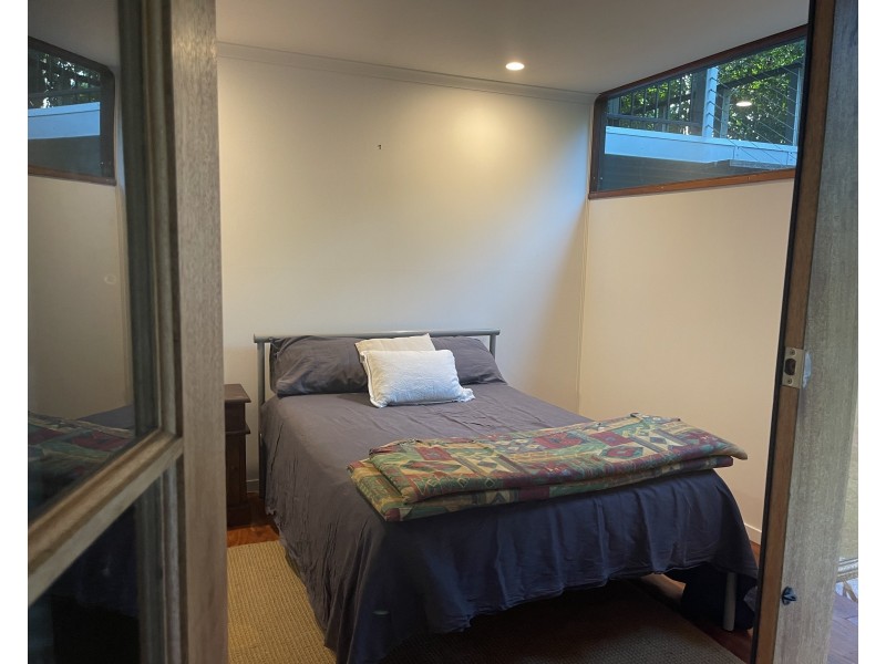 13 Bicton Cl, Bingil Bay QLD 4852