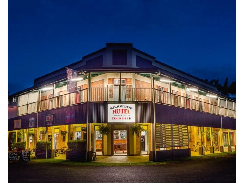 21 Edward St, Silkwood QLD 4856