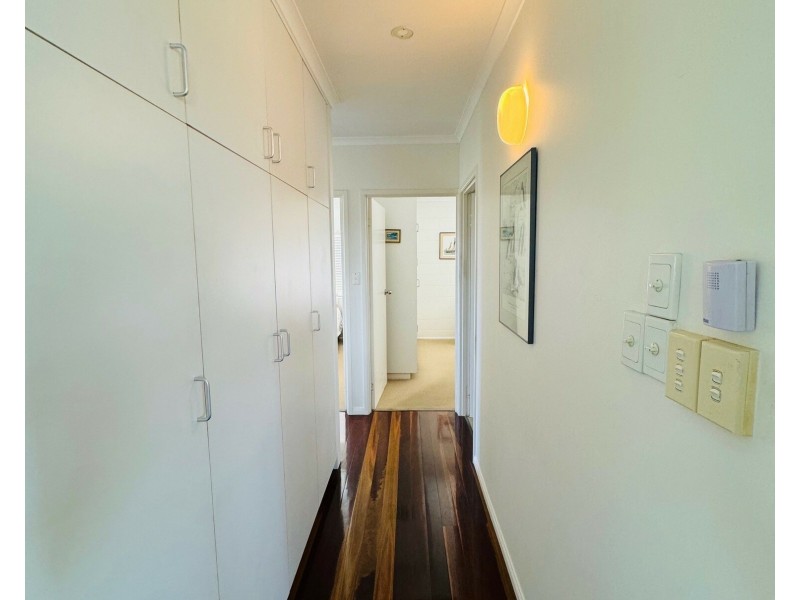 Unit 4/40 Wall St, South Mission Beach QLD 4852