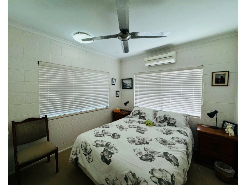 Unit 4/40 Wall St, South Mission Beach QLD 4852
