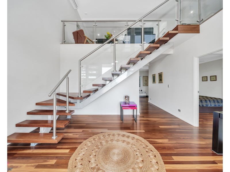 43 Mission Dr, South Mission Beach QLD 4852