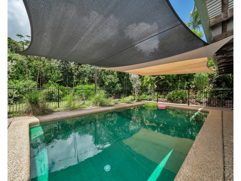 582 Bingil Bay Rd, Bingil Bay QLD 4852