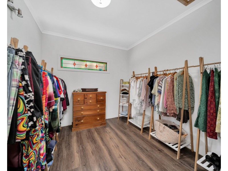 582 Bingil Bay Rd, Bingil Bay QLD 4852