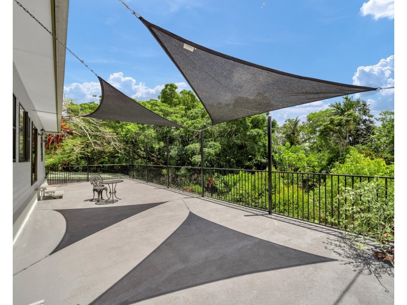 582 Bingil Bay Rd, Bingil Bay QLD 4852