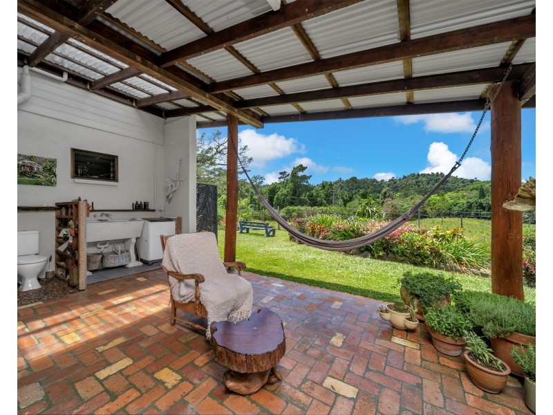 582 Bingil Bay Rd, Bingil Bay QLD 4852