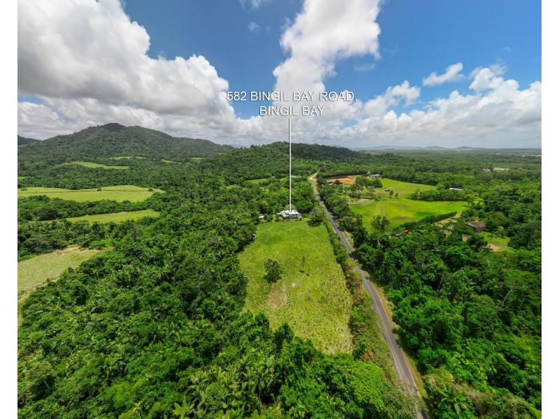 582 Bingil Bay Rd, Bingil Bay QLD 4852