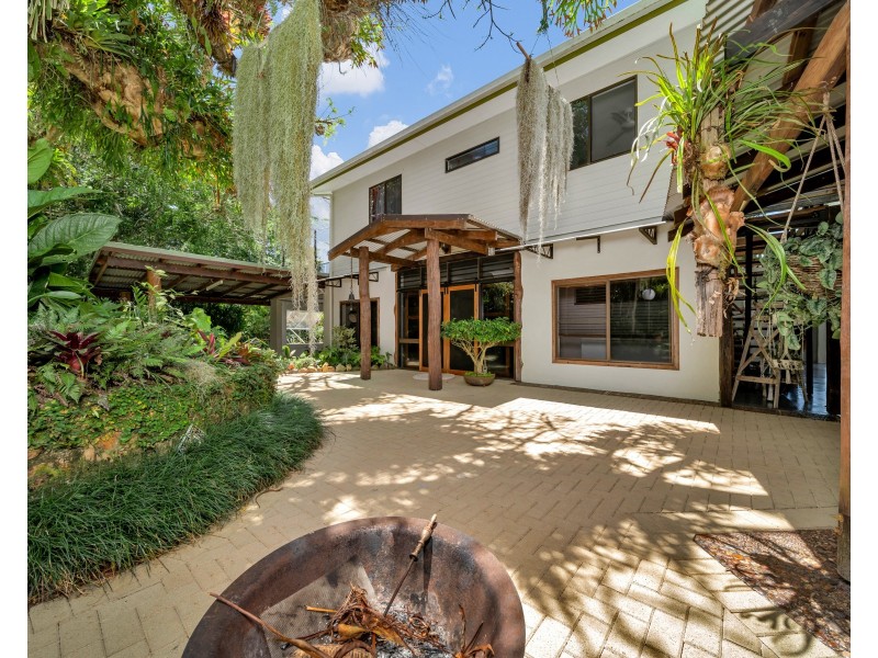 582 Bingil Bay Rd, Bingil Bay QLD 4852