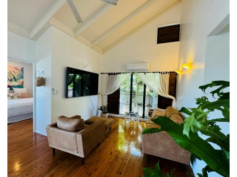 29 Buccaneer St, South Mission Beach QLD 4852