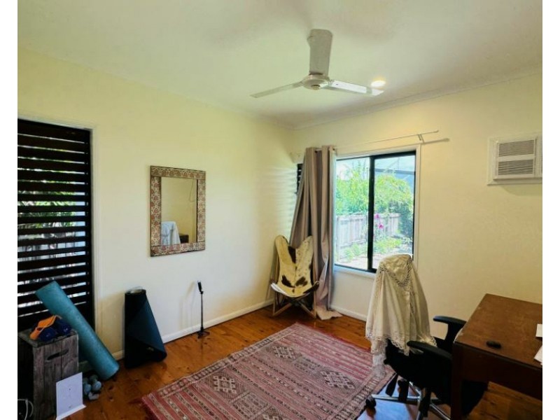 29 Buccaneer St, South Mission Beach QLD 4852