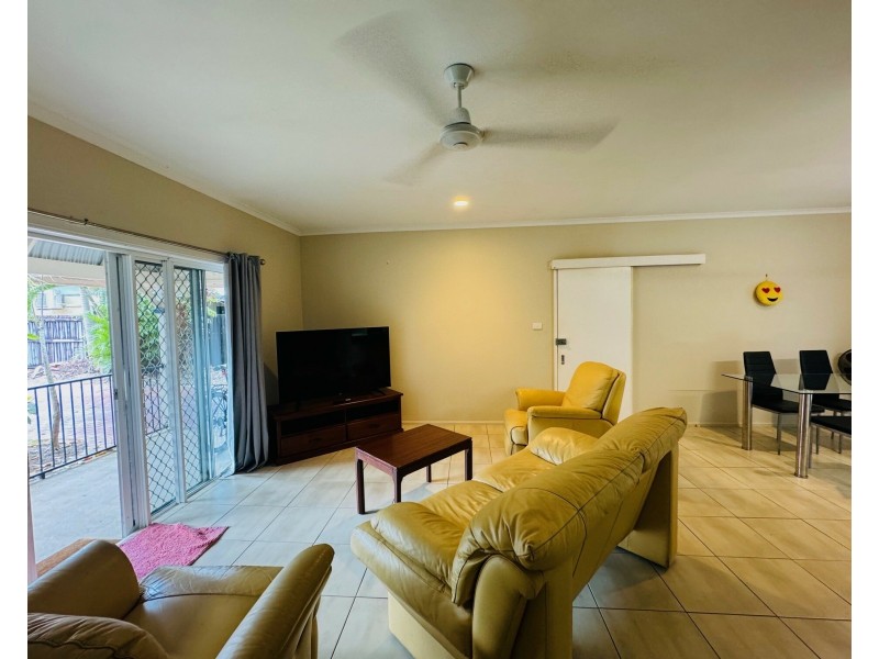 15 Seafarer Street, South Mission Beach QLD 4852