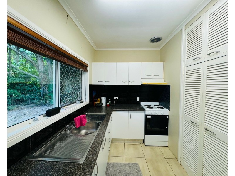 15 Seafarer Street, South Mission Beach QLD 4852